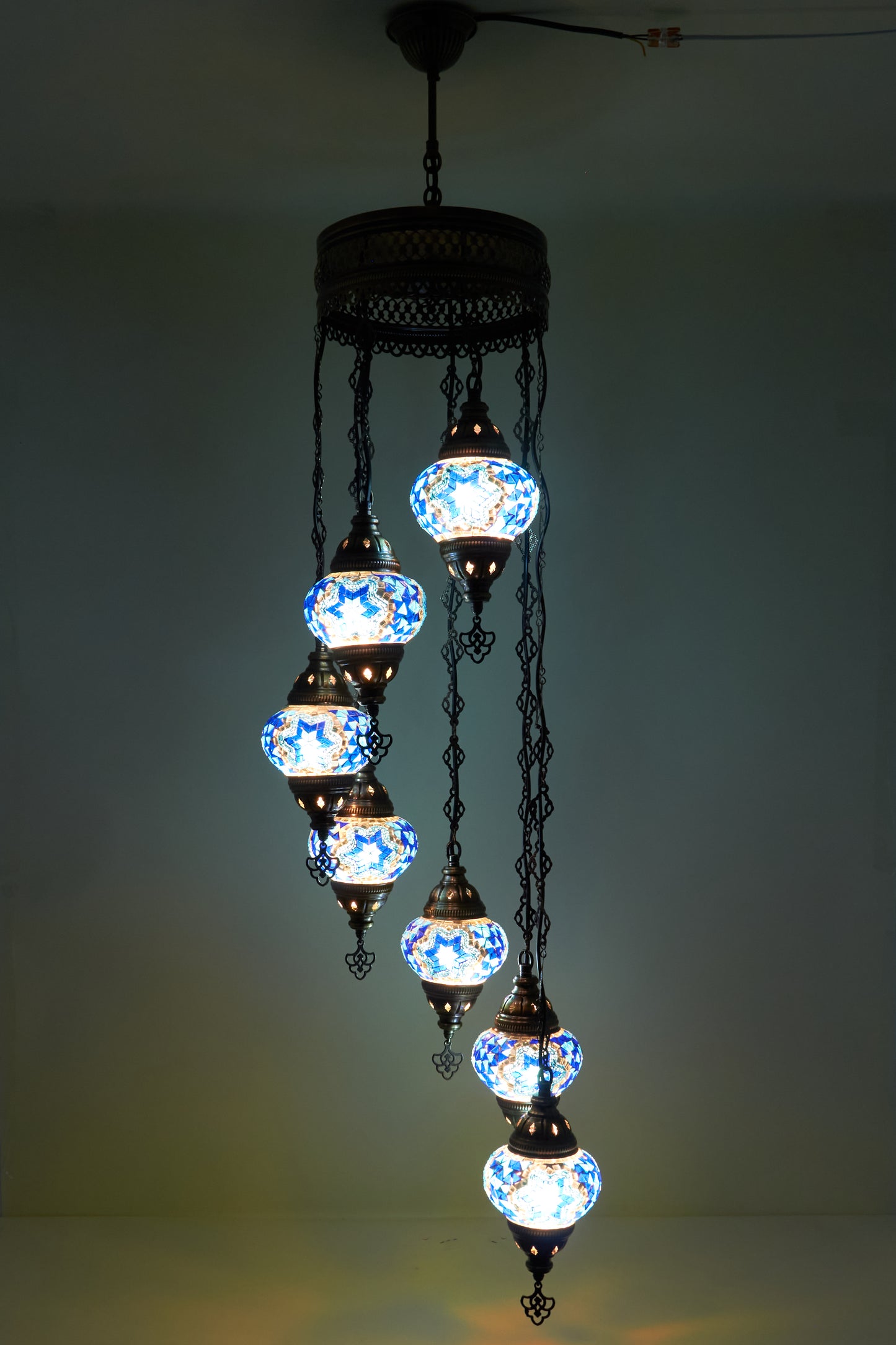 Mosaic Chandelier 7 Balls S – Blue Mirage | Spiral