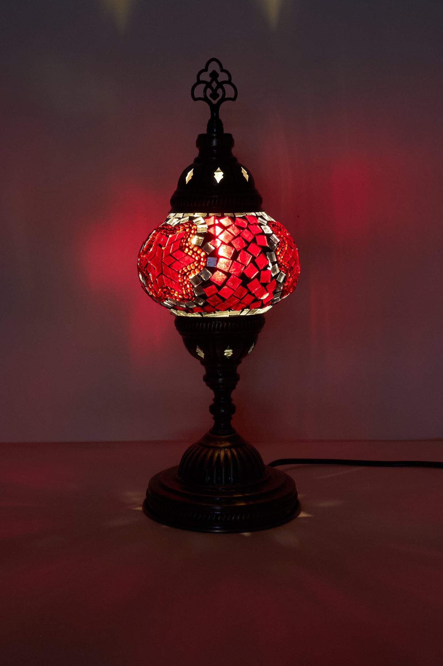 Mozaïek Tafellamp S – Crimson Glow – Handgemaakte – JZ Handmade – J&Z Handmade