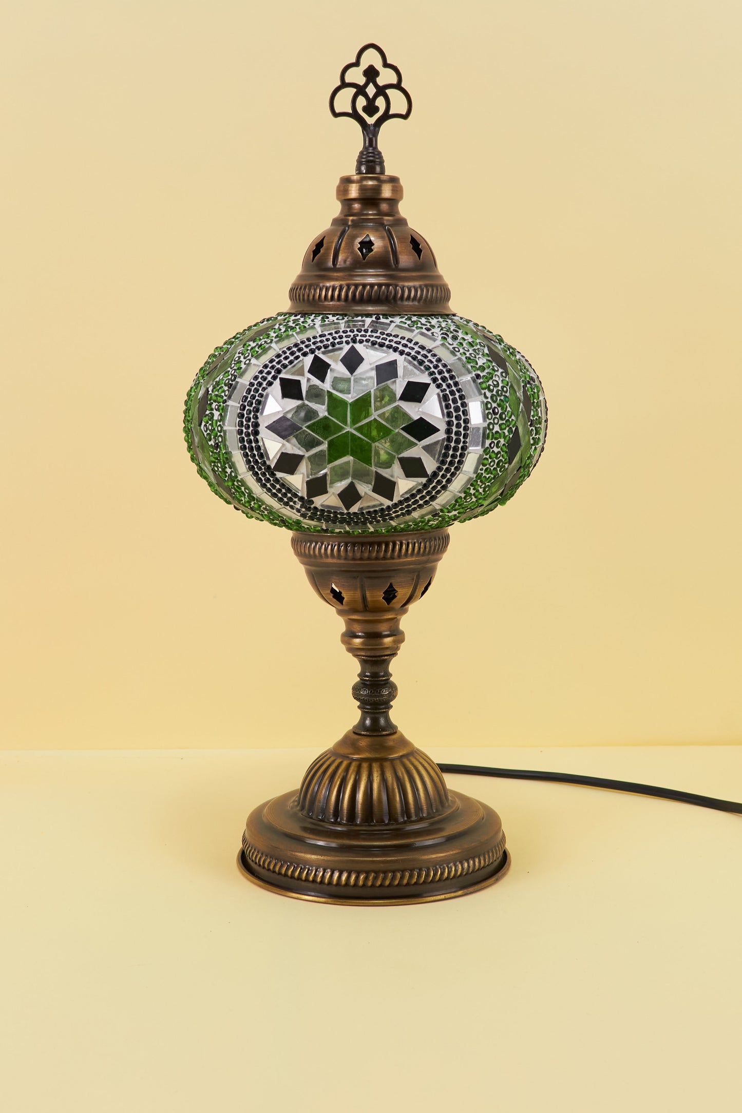 Mozaïek Tafellamp M – Emerald Echo – Handgemaakte – JZ Handmade – J&Z Handmade